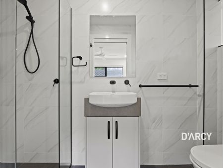 4/40 BOTT ST - Photo 2