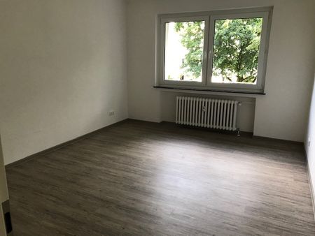 2020 komplett saniert! 3 Zimmer mit Sonnenbalkon! - Photo 2