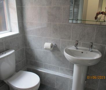 1 bedroom ground floor flat to rent - Photo 6