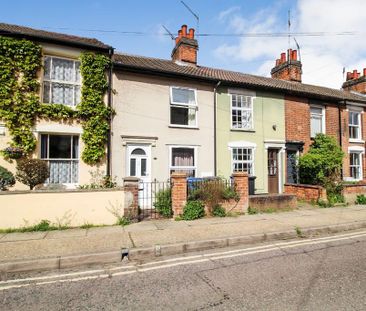 3 bedroom terraced house to rent - Photo 5