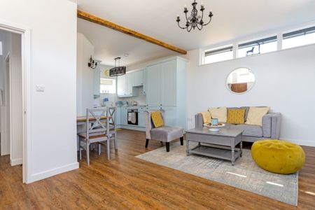 1 bedroom cottage to rent - Photo 2