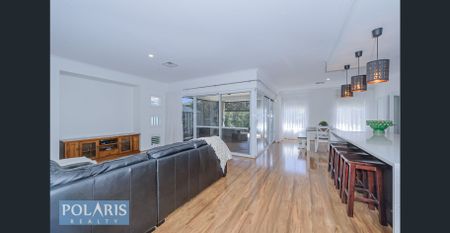 Picture Perfect Executive Home - Photo 5