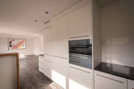 4.5 Zimmer, 93 m², 2. Stock - Foto 3