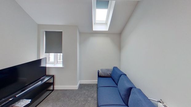 2 bedroom flat to rent - Photo 1