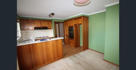 Walk To Pakington Street Shops - Photo 3