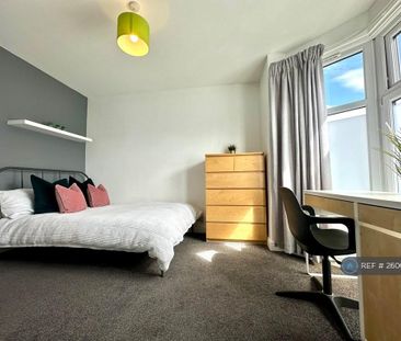 4 bedroom terraced house to rent - Photo 5