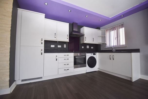 Moulsford Mews, Reading - Photo 1