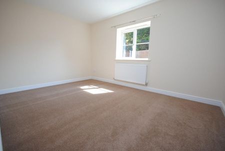 2 bedroom barn conversion to rent - Photo 3