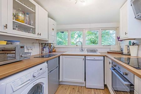 1 bedroom flat to rent - Photo 4