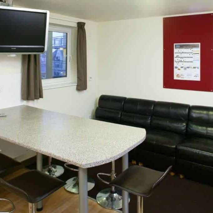 One Bed Apartment - Photo 1