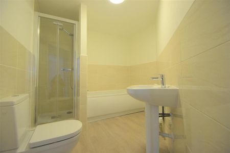 2 bedroom apartment to rent - Photo 3