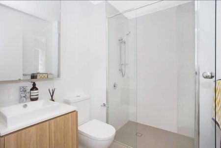 Greenslopes - Photo 3