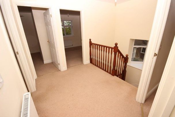 4 bedroom detached house to rent - Photo 1
