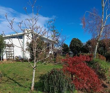 Renovated family home with spacious garden - Photo 6