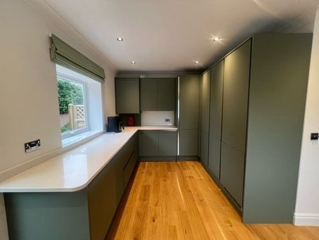Beccles Road - Photo 3