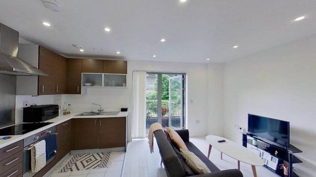 Studio to rent - Photo 1