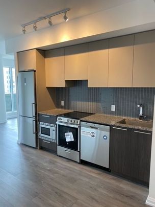 For Lease - 4208 dundas Street Unit# 405, Toronto, Ontario - Photo 1
