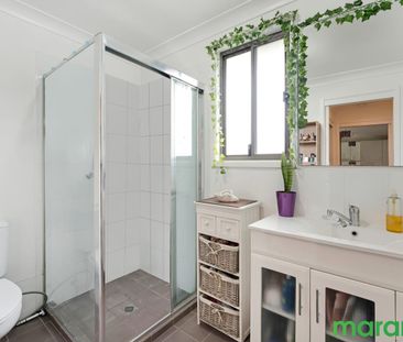 SET IN A FANTASTIC LOCATION! - Photo 3