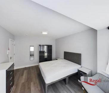 House share to rent - Photo 4