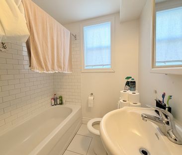5.5 Semi-meublé En Promotion à Montcalm - Photo 3