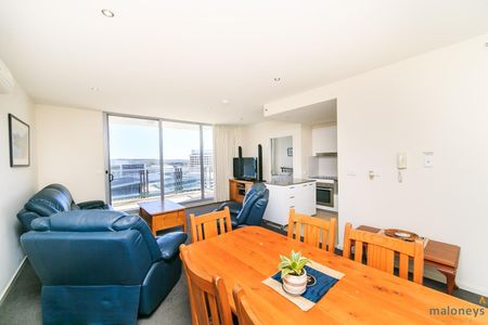 Best Value Affordable Furnished One Bedroom Apartment in the City - Metropolitan - Photo 3