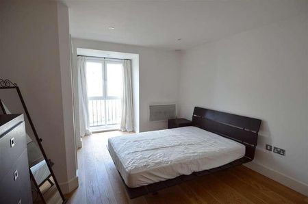 Canute House, Durham Wharf Drive, TW8 - Photo 5