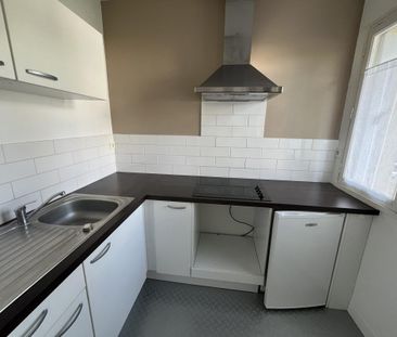 Location Appartement 1 pièce 25m² ANGERS 49100 - Photo 1