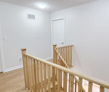 For Lease - 22 Ravenbury Street, Brampton, Ontario - Photo 6