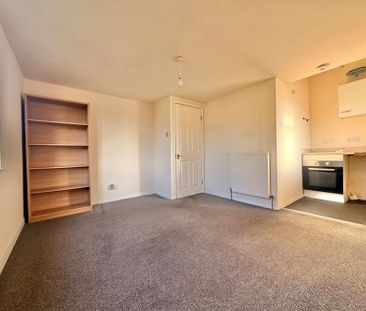 1 Bedroom Apartment To Let - Photo 3