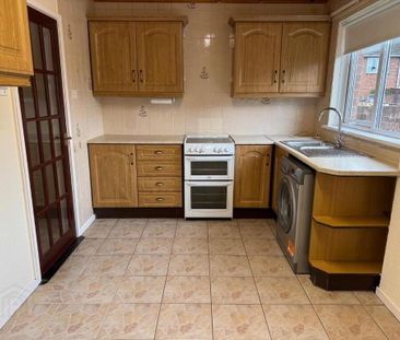 28 Glenavon Crescent, Lurgan, Craigavon, BT66 8JR - Photo 4