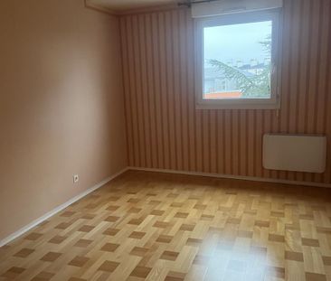 A LOUER - Appartement T3 - 80m² REZE - Photo 1