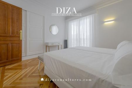 Luxury penthouse for rent in Madrid, Autonomous Region of Madrid - Photo 4