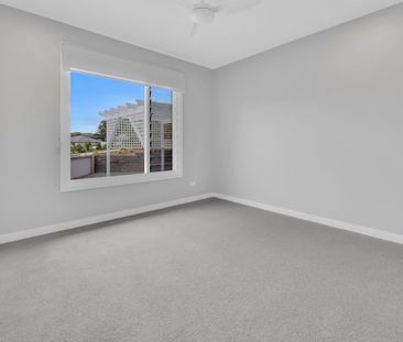68 Miandetta Drive, Advancetown QLD 4211 - House For Rent | Domain - Photo 3