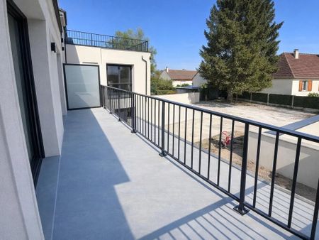 Location Appartement 2 pièces 42 m2 à Fontenay-Trésigny - Photo 2