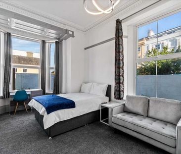 Bedford Villas, Plymouth - Photo 1