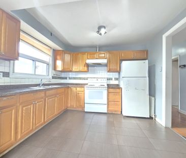 For Lease - 58 Cameron Avenue Unit# 3, Toronto, Ontario - Photo 1