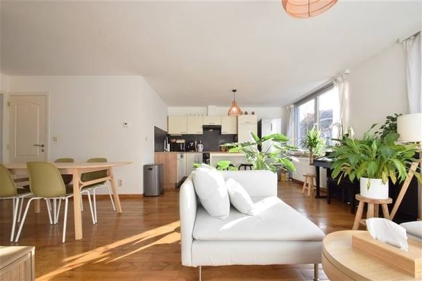 Appartement te huur - Foto 1