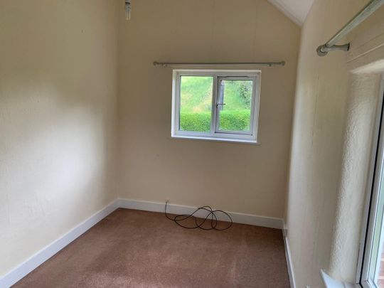 Platt Bridge, Ruyton XI Towns - Photo 1