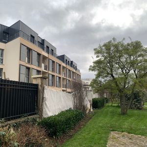 Location Appartement 3 pièces 64 m² Les Pavillons-sous-Bois - Photo 2