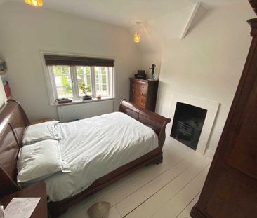 2 bedroom cottage to rent - Photo 2