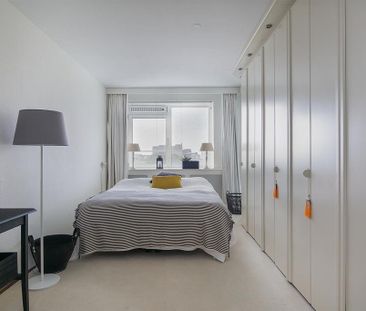 Krooswijkhof 107, De Klenckebuurt, 1082PB, Amsterdam - Photo 1