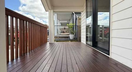 Modern 3 Bedroom Home Ã¢Ãâ¬Ã" Comfort, Style & Convenience - Photo 4