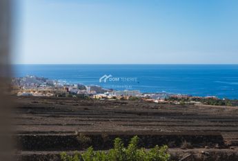 Chalet adosado · Alquiler a largo plazo ·