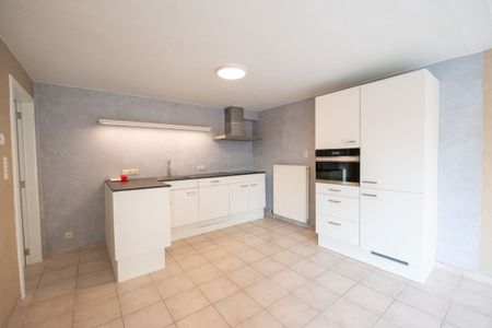 Gezellige woning met ruimte tuin te Machelen ( ZULTE) - Photo 4