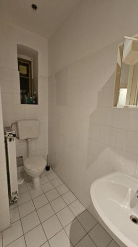 Toplage! Unbefristete Hauptmiete, 83 m2, 2 große Zimmer, extra Küche, schönes Stilhaus! Sofortbezug! - Foto 4