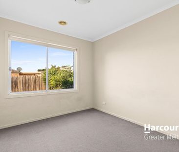 4 Bedroom Family Home with Open Plan Living in Kurunjang - Photo 2