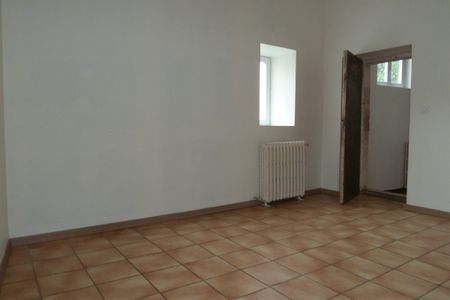 Appartement T2 centre ville de Pont-St-Esprit - Photo 5