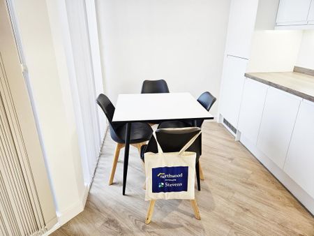 1 bedroom flat to rent - Photo 5