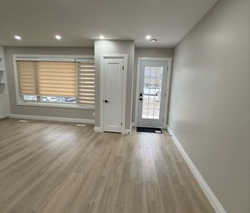 For Lease - 294 Burlington Crescent Unit# (UPPER), London South, On... - Photo 3