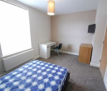 11 Exeter Road - Photo 4